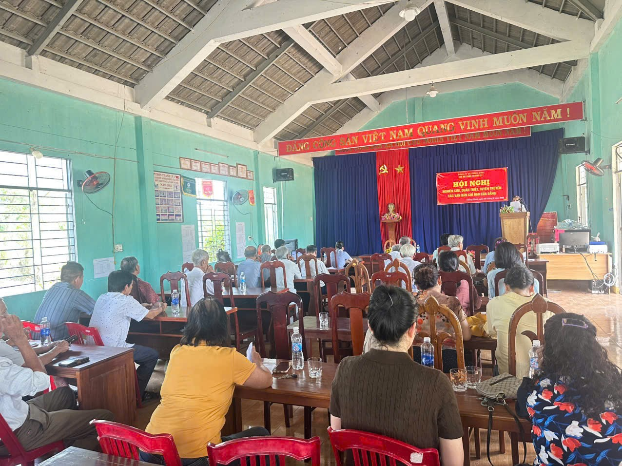 Chi bộ thôn Thanh Ly 1 quán triệt, tuyên truyền các văn bản chỉ đạo của Đảng