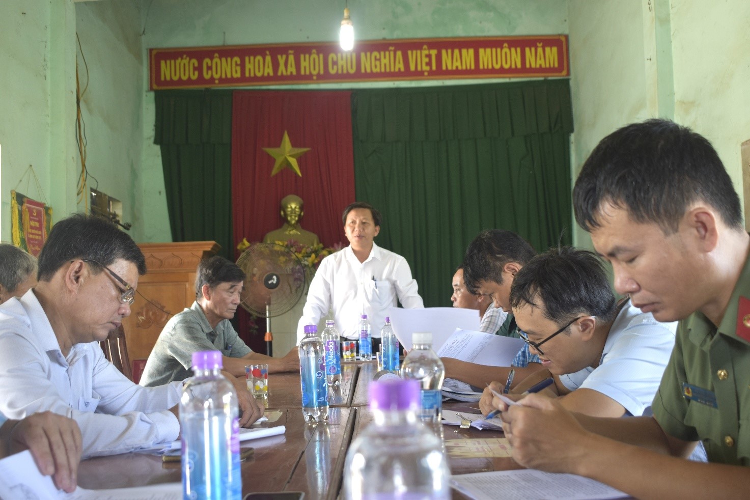 Vận động người dân sớm bàn giao mặt bằng dự án nâng cấp quốc lộ 14E
